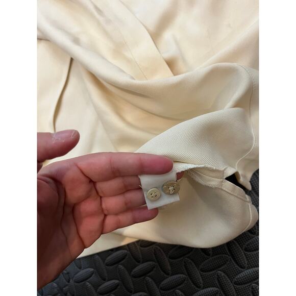 Tommy Bahama Vintage Mens Beige Silk‎ Embroidered Button Up Tiki Shirt XL Surf - Picture 9 of 9